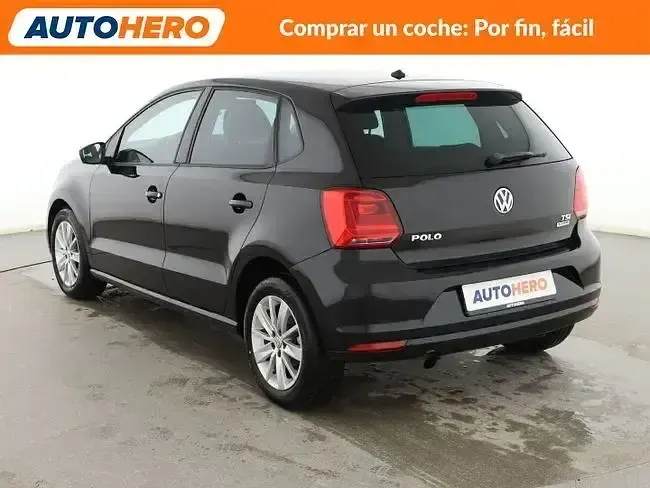 Käytetty VW Polo Sport 90 HP (66 kW) 2014 Musta Sedan