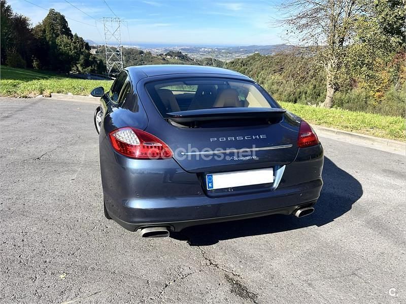 Usado Porsche Panamera 299 CV (219 kW) 2011 Azul Berlina
