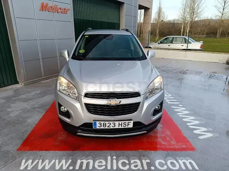 Usado Chevrolet Trax LT 130 CV (95 kW) 2013 Gris / plata SUV