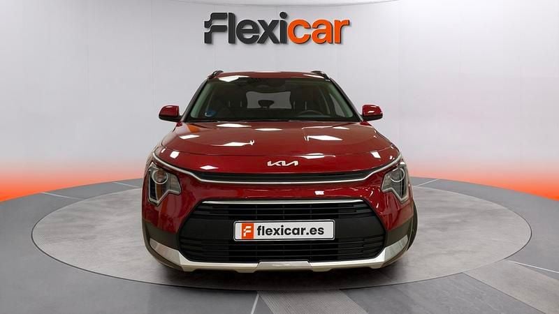 Usado Kia Niro 141 HP (103 kW) 2022 Vermelho SUV