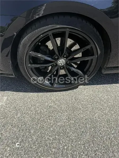 Usado VW Golf VI R 271 CV (199 kW) 2010 Negro Utilitario
