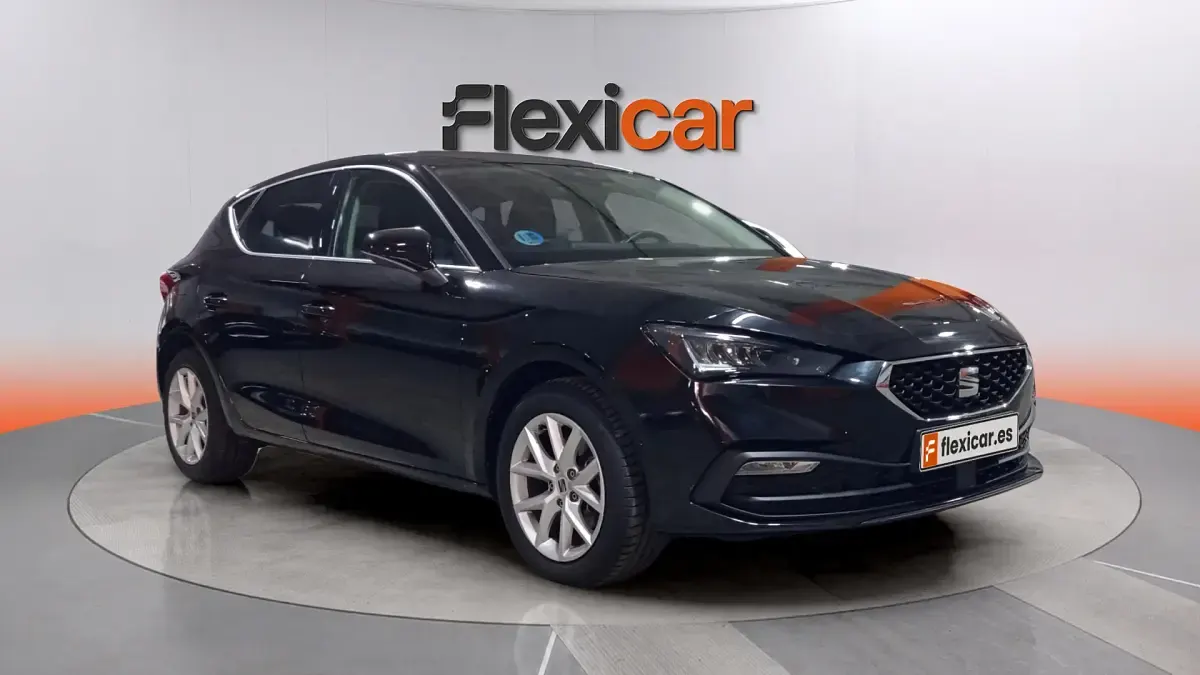 Usado Seat Leon Style 116 CV (85 kW) 2025 Berlina