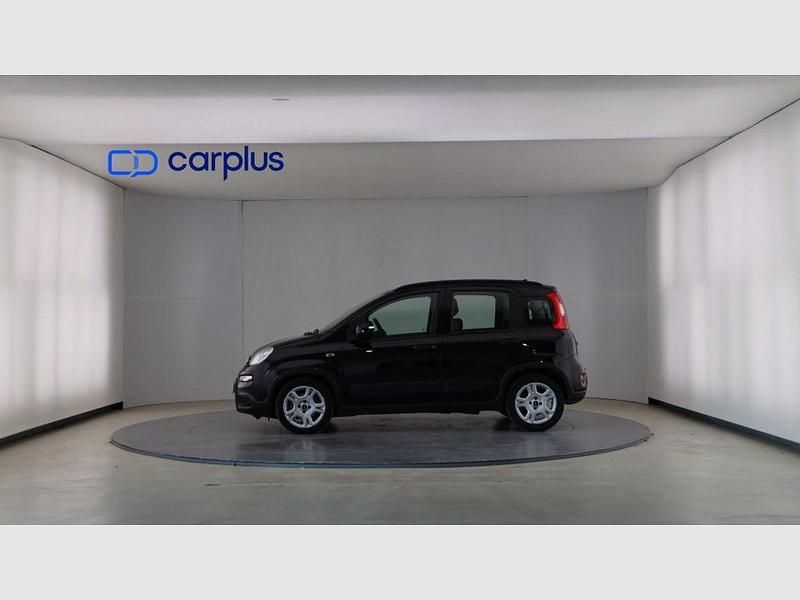 Usado Fiat Panda Comfort 70 CV (51 kW) 2023 Negro cinema (pastel) Utilitario
