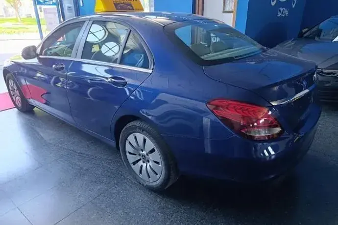 Usado Mercedes C200 Avantgarde 130 CV (95 kW) 2014 Berlina