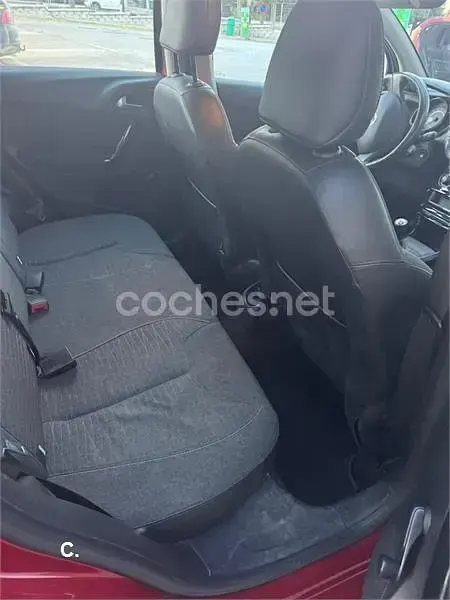 Usado Citroën C3 Live 82 CV (60 kW) 2017 Rojo Berlina