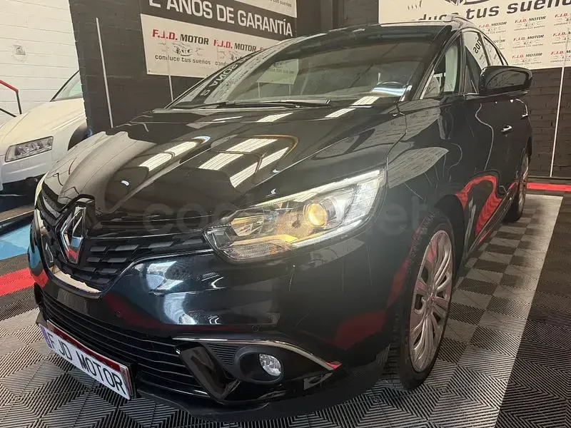Usado Renault Grand Scénic IV Zen 110 CV (80 kW) 2018 Negro Monovolumen