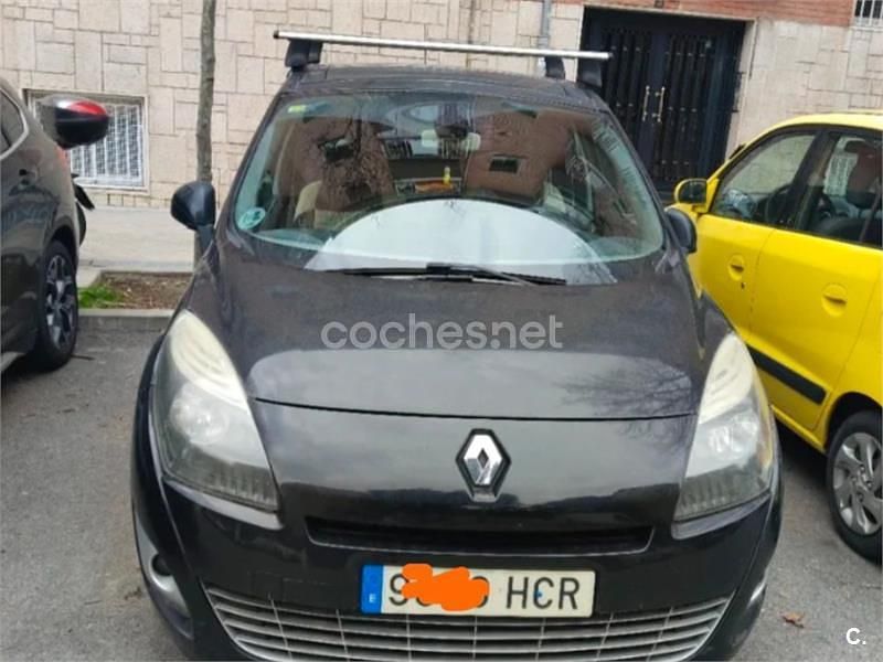 Usado Renault Grand Scénic III Bose Edition 130 CV (95 kW) 2011 Negro Monovolumen