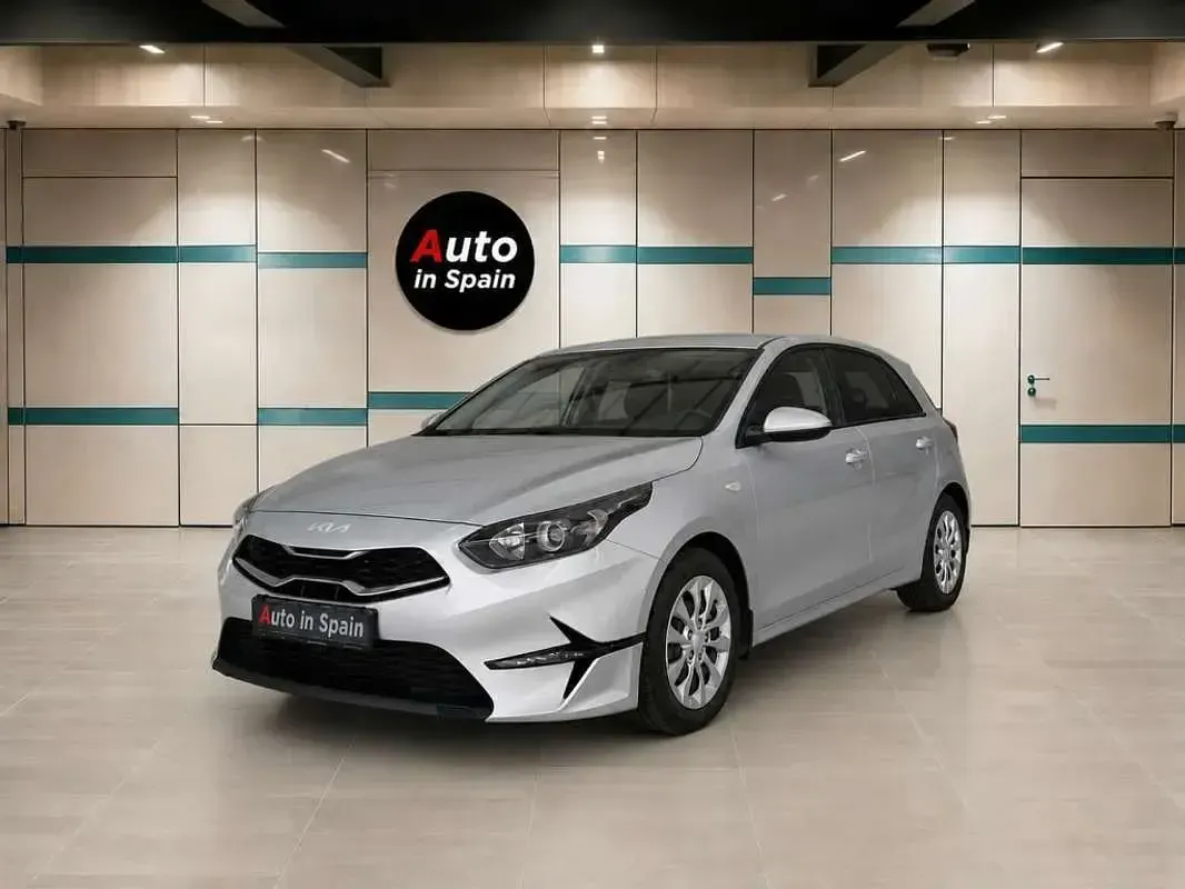Usado Kia Ceed GT GT-Line 136 CV (100 kW) 2023 Gris Utilitario