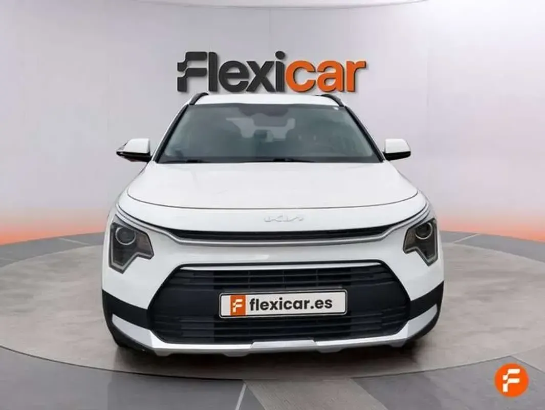 Usado Kia Niro 141 CV (103 kW) 2022 Blanco SUV