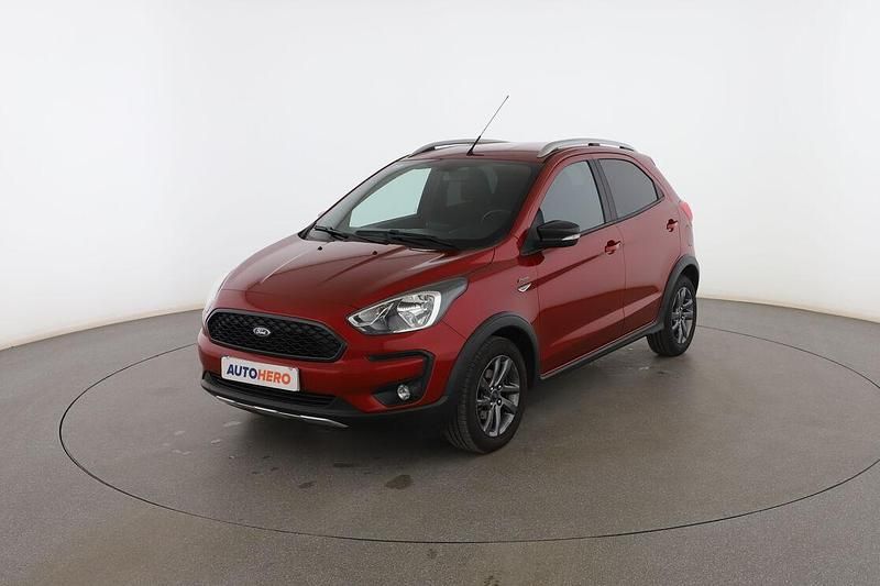 Rojo Usado 2019 Ford Ka Plus Utilitario | 10.499 € (Precio justo) - Imagen 1/3