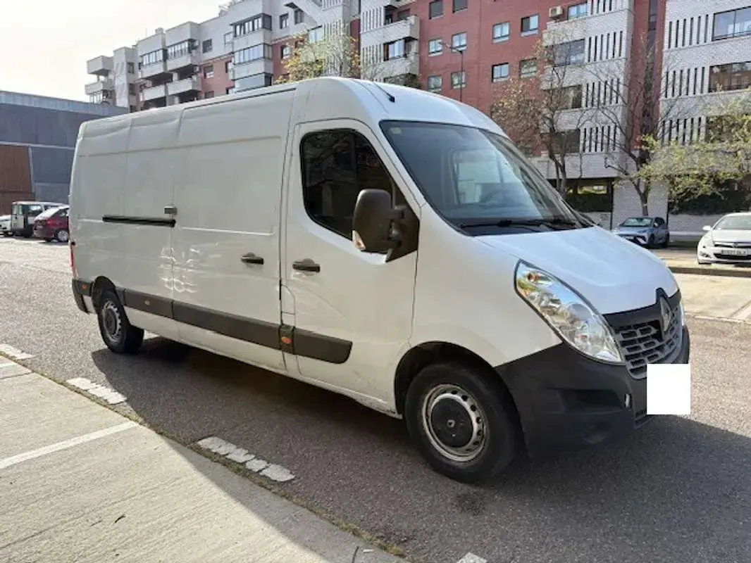 Usado Renault Master R.S. 131 CV (96 kW) 2019 Blanco Van