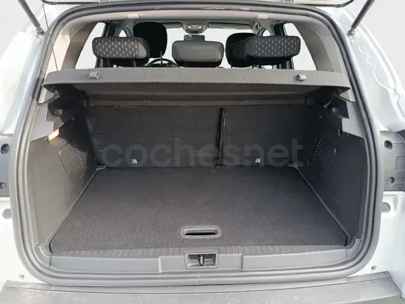 Usado Renault Captur Zen 90 CV (66 kW) 2019 Gris / plata SUV