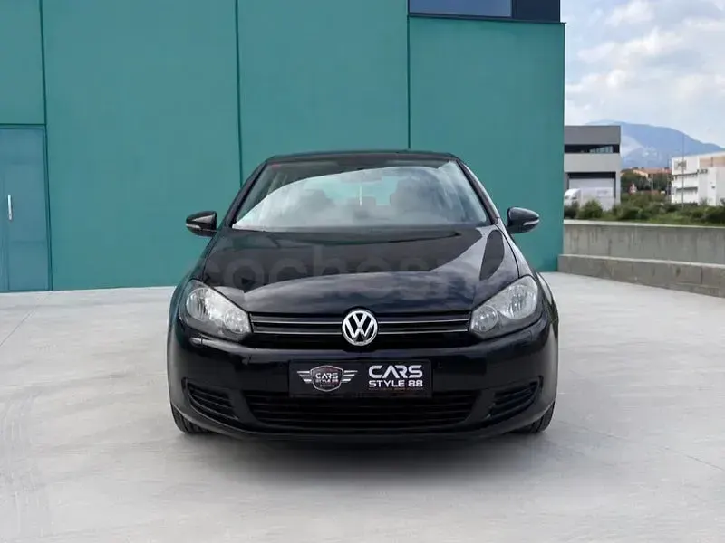 Usado VW Golf VI Advance 105 CV (77 kW) 2011 Negro Utilitario