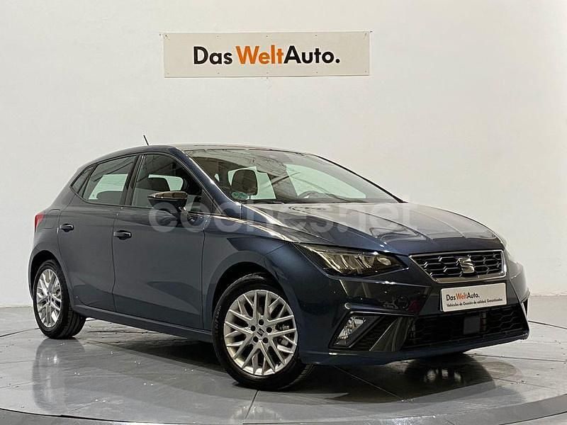 Gris Usado 2024 Seat Ibiza FR Berlina | 17.250 € (Precio justo) - Imagen 1/4