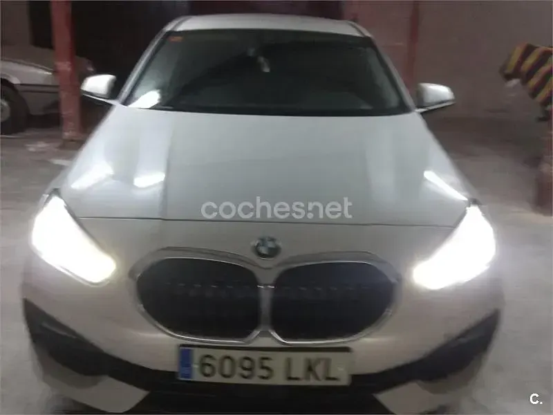 Usado BMW 118 136 CV (100 kW) 2020 Blanco Berlina