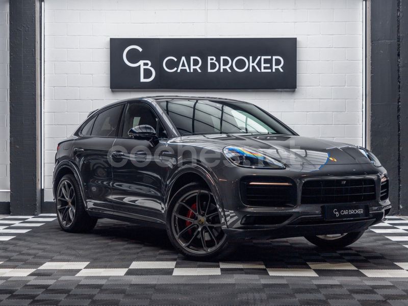 Gris / plata Usado 2021 Porsche Cayenne SUV | 70.900 € (Precio justo) - Imagen 1/4
