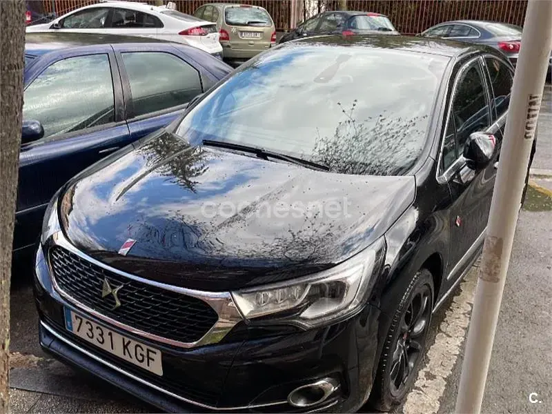 Usado DS Automobiles DS4 Performance 120 CV (88 kW) 2017 Negro Berlina