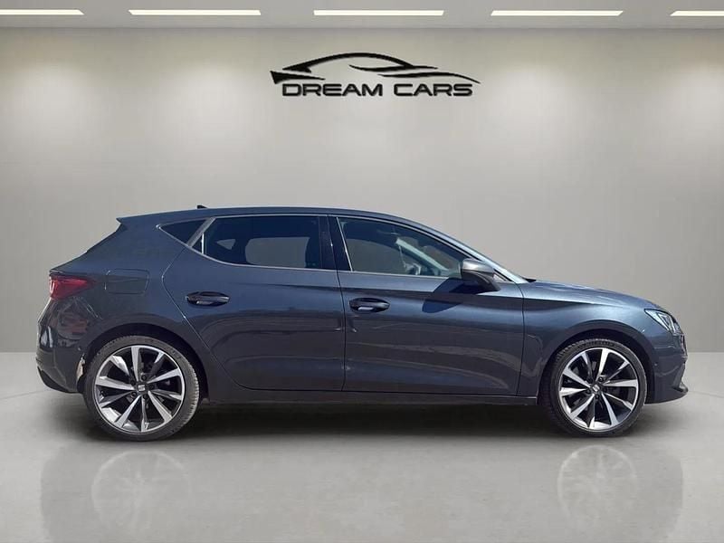 Usado Seat Leon FR 150 CV (110 kW) 2021 Gris