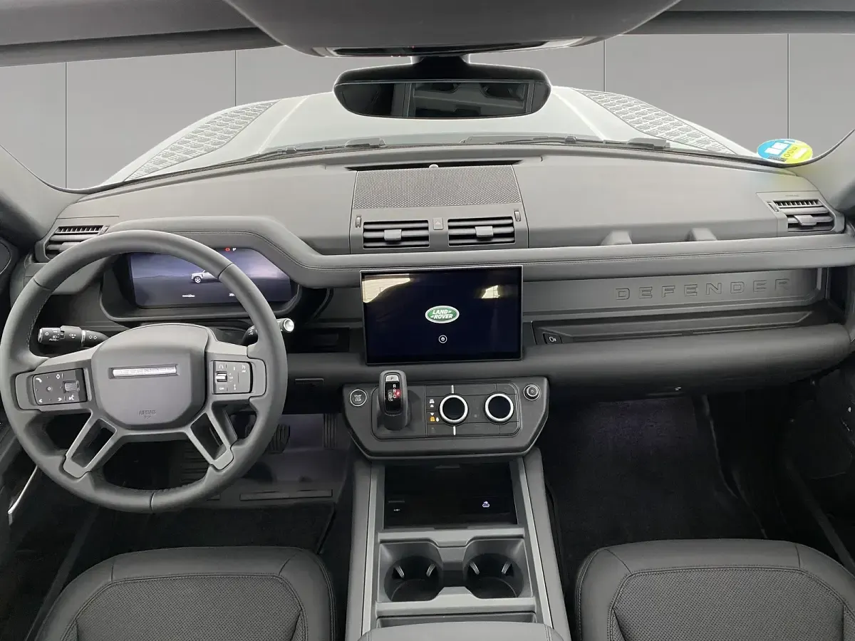 Usado Land Rover Defender SE Dynamic 249 CV (183 kW) 2025 Capathian grey SUV