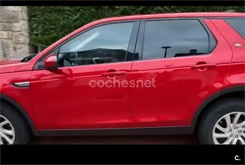 Usado Land Rover Discovery Sport Pure 150 CV (110 kW) 2018 Rojo SUV