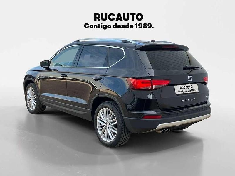 Usado Seat Ateca 4Drive 190 CV (139 kW) 2016 Negro SUV