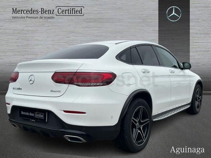 Usado Mercedes GLC220 194 CV (142 kW) 2022 Blanco Coupe
