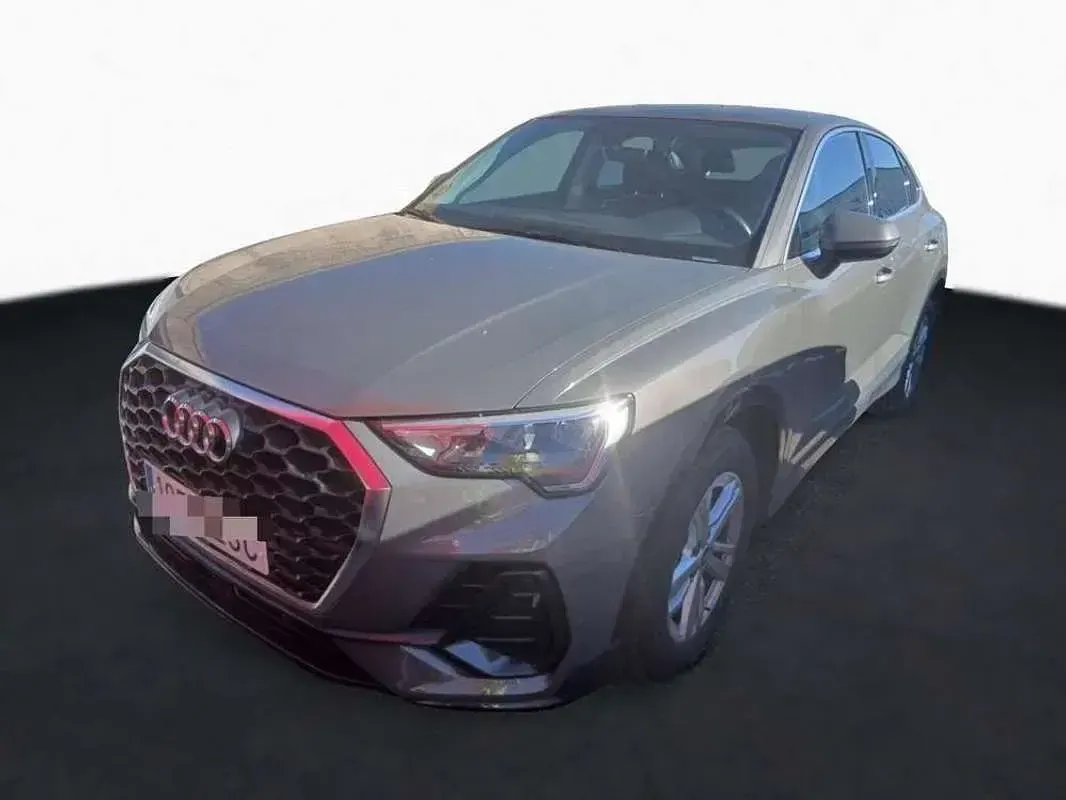 Usado Audi Q3 Ambiente 150 CV (110 kW) 2021 Gris SUV