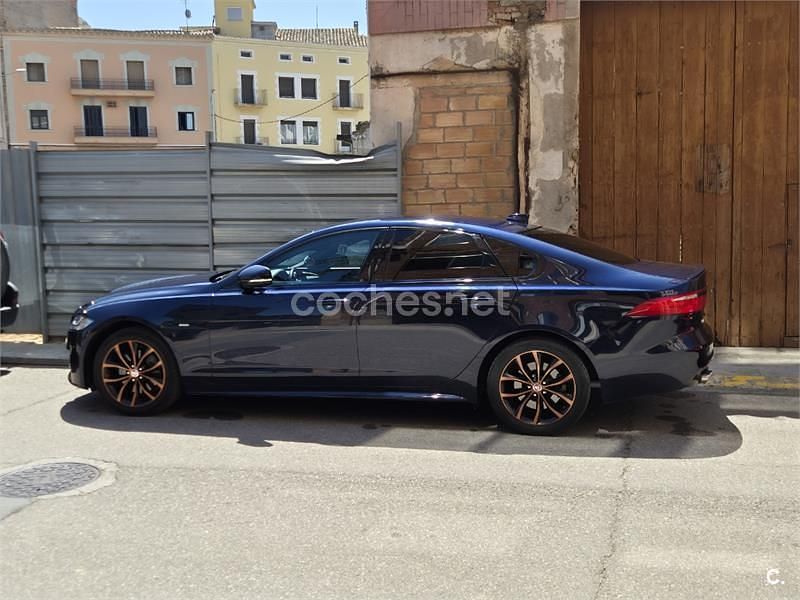Azul Usado 2018 Jaguar XF R-Sport Berlina | 16.900 € (Precio justo) - Imagen 1/4