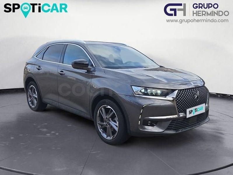 Usado DS Automobiles DS7 Crossback So Chic 130 CV (95 kW) 2021 Gris / plata SUV