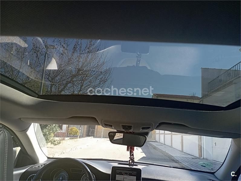 Usado Mercedes CLA220 Urban 170 CV (125 kW) 2013 Gris / plata Berlina