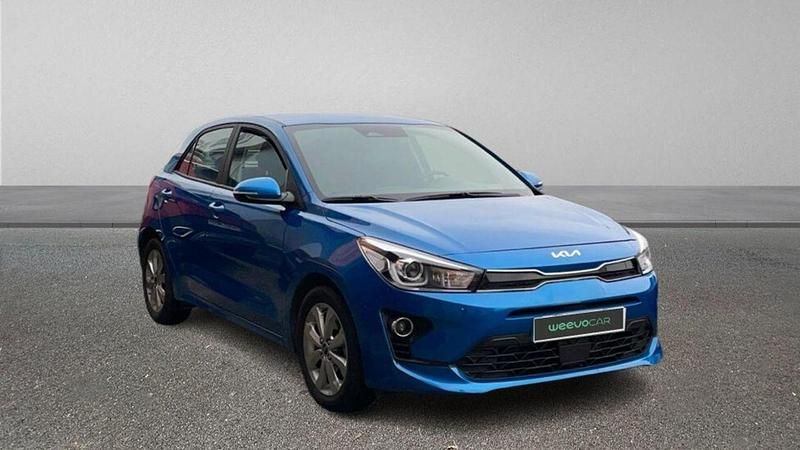 Usado Kia Rio 100 CV (73 kW) 2022 Azul