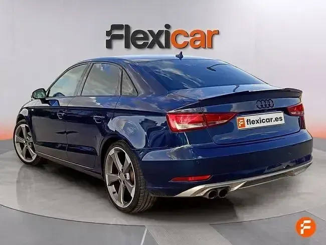 Usado Audi A3 150 CV (110 kW) 2017 Azul Berlina