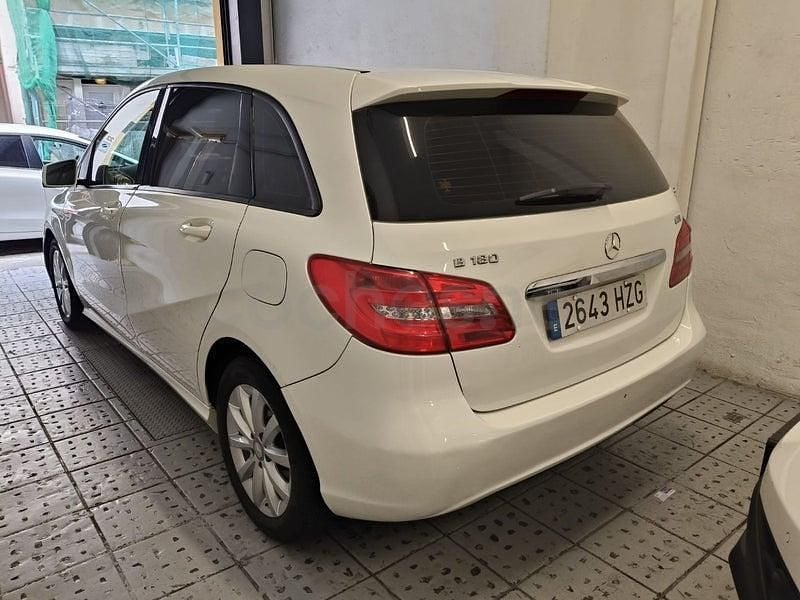 Occasion Mercedes B180 Urban 109 PK (80 kW) 2014 Wit MPV