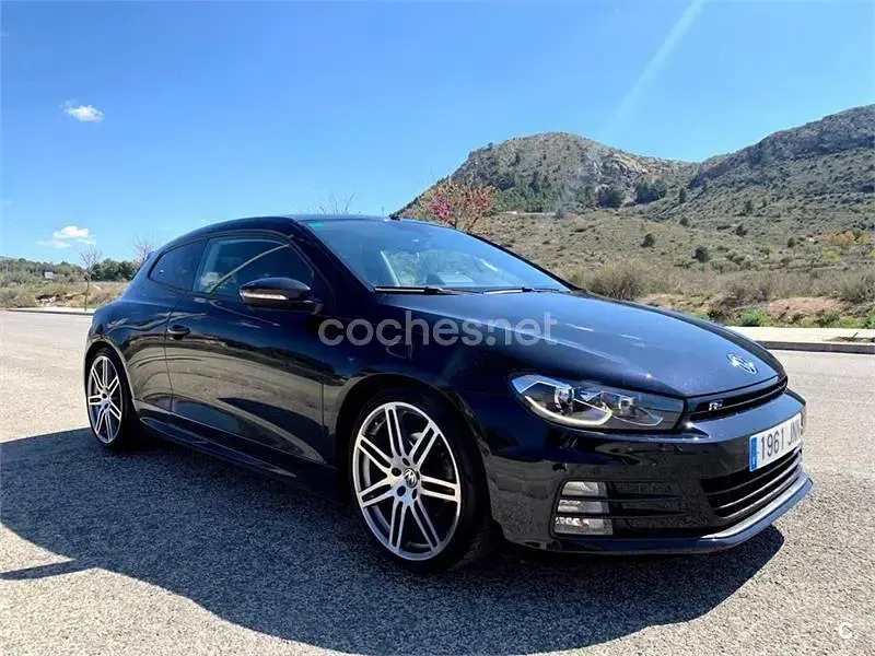 Usado VW Scirocco R-line 125 CV (91 kW) 2016 Negro Coupe