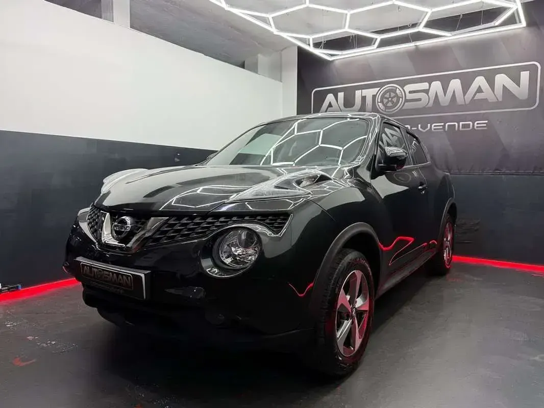 Usado Nissan Juke N-Connecta 111 CV (81 kW) 2019 Negro SUV