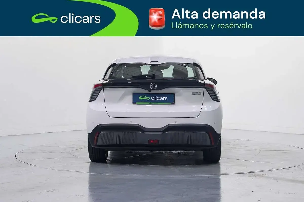 Usado MG MG4 EV 125 kW (170 CV) 2024 Blanco Utilitario