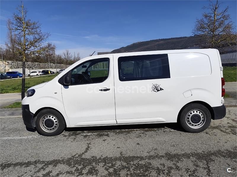 Usado Peugeot Traveller Business-Line 120 CV (88 kW) 2018 Blanco Monovolumen