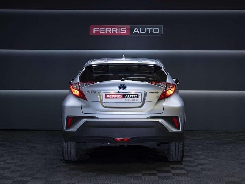 Usado Toyota C-HR Advance 122 CV (89 kW) 2018 Gris / plata SUV