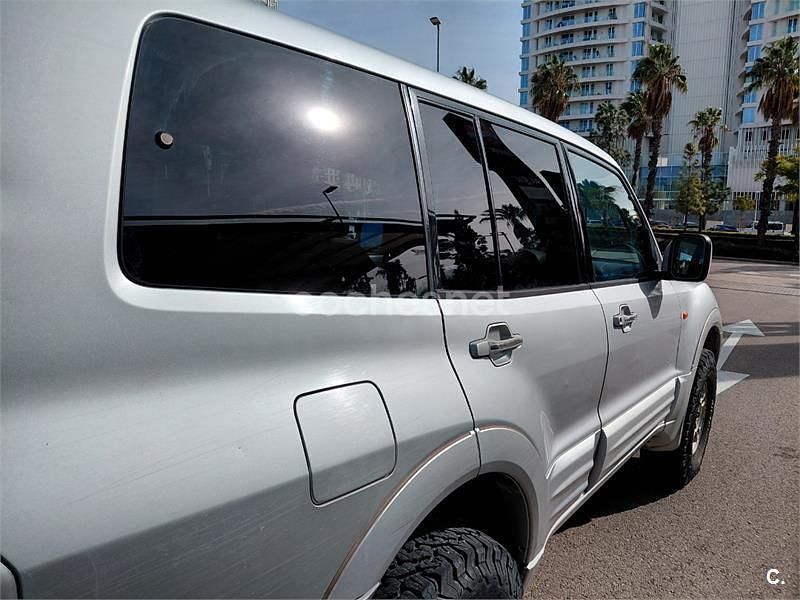 Usado Mitsubishi Montero 165 CV (121 kW) 2002 Gris / plata SUV