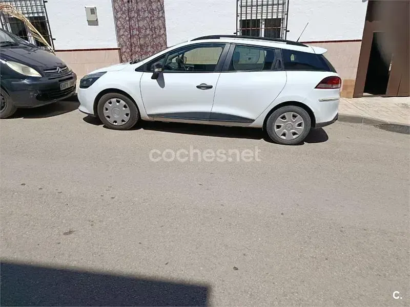 Usado Renault Clio Authentique 75 CV (55 kW) 2016 Blanco Familiar