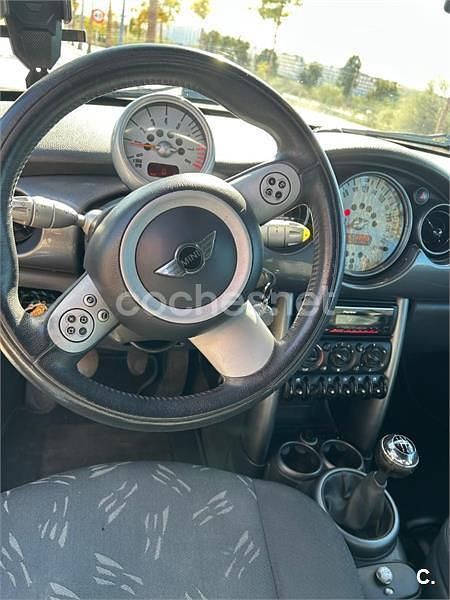 Usado Mini One Cabriolet 90 CV (66 kW) 2008 Negro Descapotable