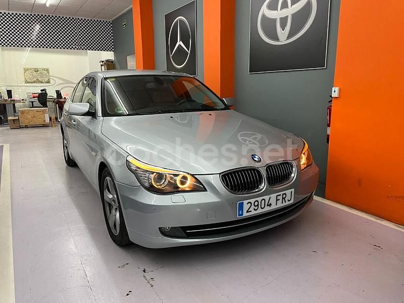 Gris / plata Usado 2008 BMW 530 Berlina | 9990 € (Precio justo) - Imagen 1/4