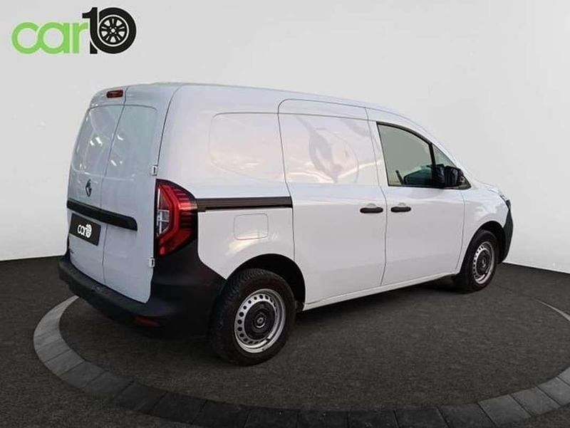 Usado Renault Kangoo Techno 89 kW (122 CV) 2022 Blanco Monovolumen