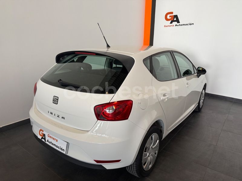 Usado Seat Ibiza Ecomotive 75 CV (55 kW) 2015 Blanco Berlina