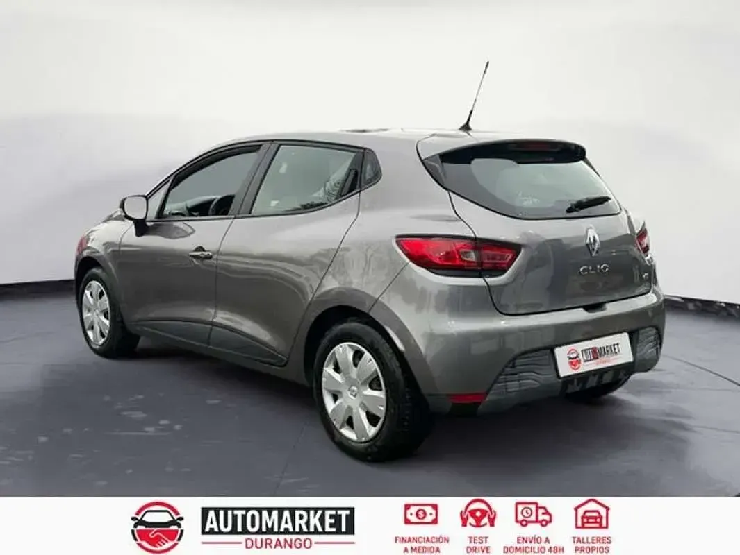 Usado Renault Clio Dynamique 90 CV (66 kW) 2014 Gris Utilitario