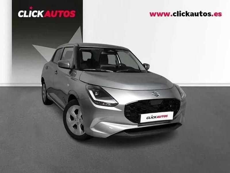 Usado Suzuki Swift 83 CV (61 kW) 2025 Plateado Utilitario