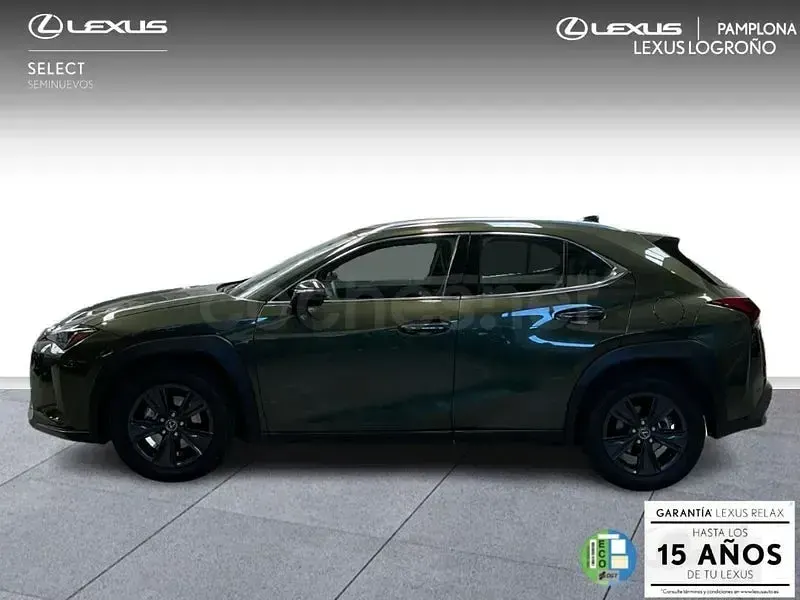 Usado Lexus UX 199 CV (146 kW) 2025 Verde SUV