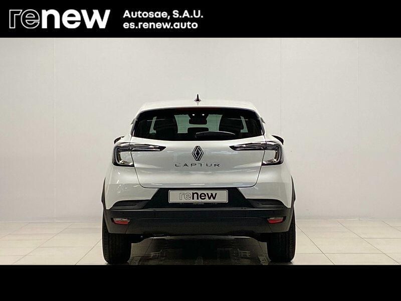 Käytetty Renault Captur Evolution 160 HP (117 kW) 2025 Valkoinen Katumaasturi