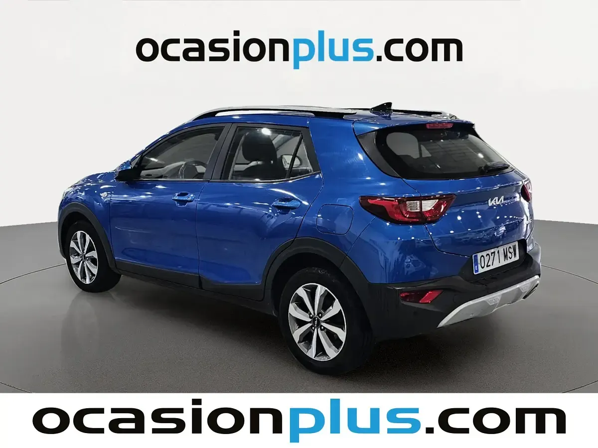 Usado Kia Stonic 101 CV (74 kW) 2024 Blanco SUV