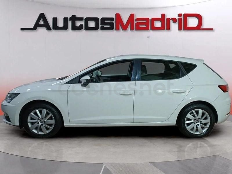 Usado Seat Leon Style 115 CV (84 kW) 2019 Blanco Berlina